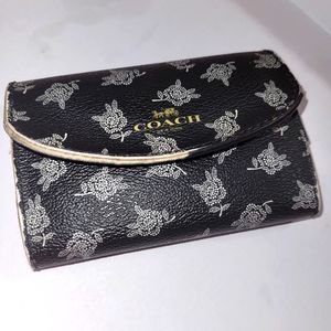 Sold Coach 6 Key Holder / Wallet